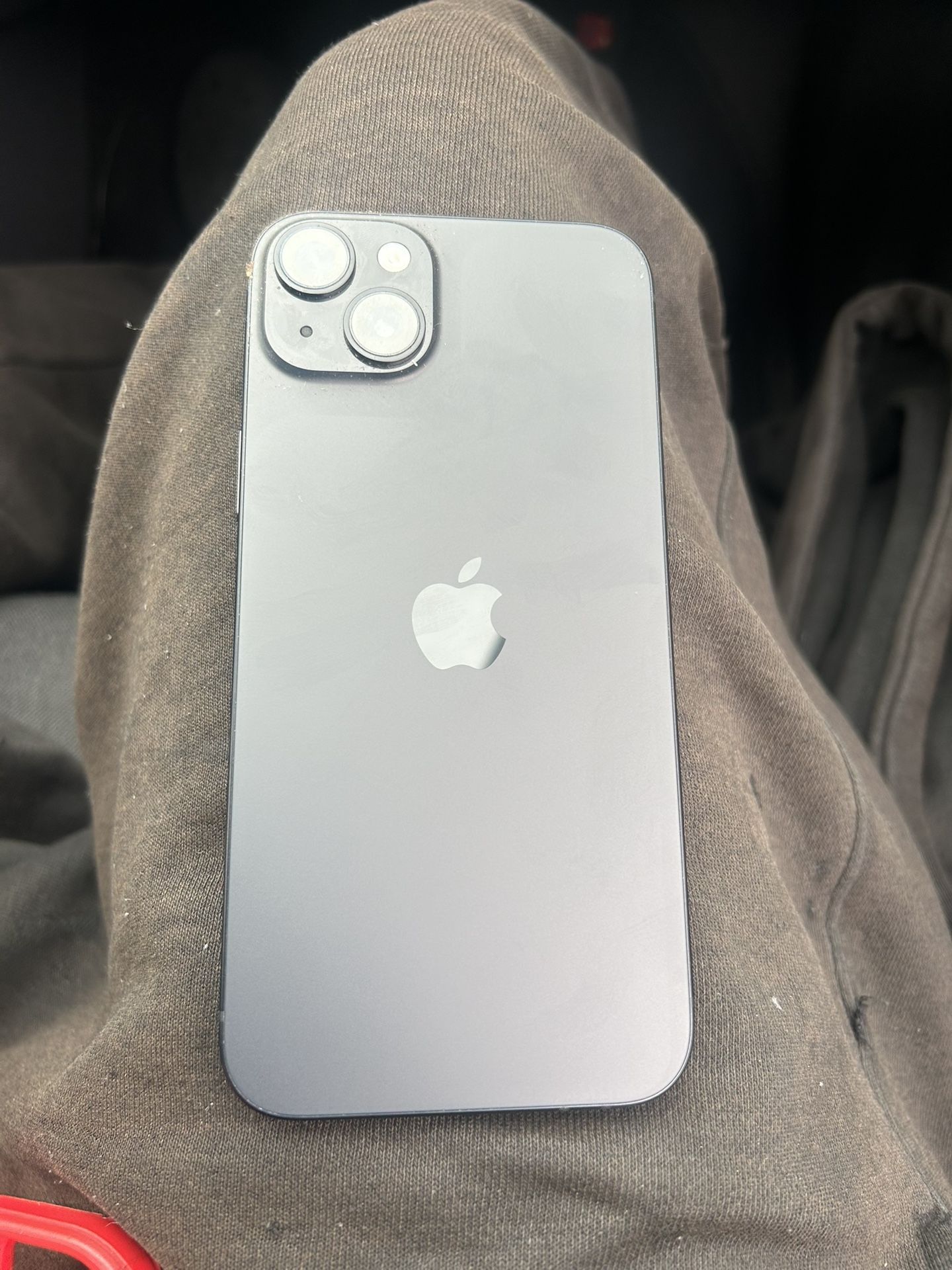 iPhone 15 Plus (READ DESCRIPTION)