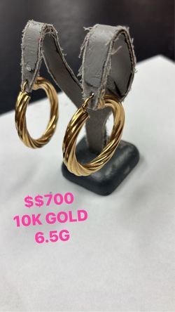 GOLD HOOP EARRINGS