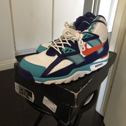 Bo Jackson Cross Trainers Sz11