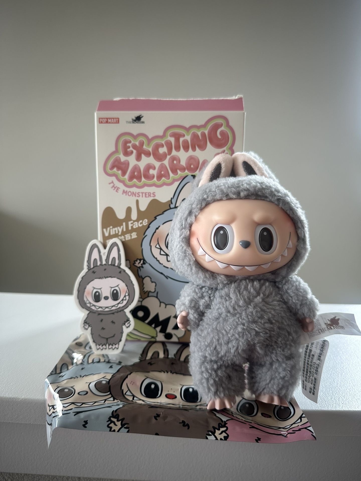 Exciting Macaron Labubu - Sesame Bean (Grey)