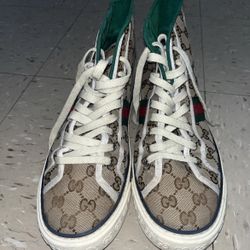 Men’s Gucci Sneakers 
