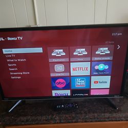 TCL Roku Smart TV 32" W/remote $135