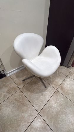 Soft Spinning Chairs