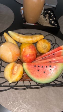 Vintage Hand-Carved Onyx/Alabaster Fruit Basket Set. Includes wire basket and assorted stone fruit. Great mid-century décor piece. Excellent condition