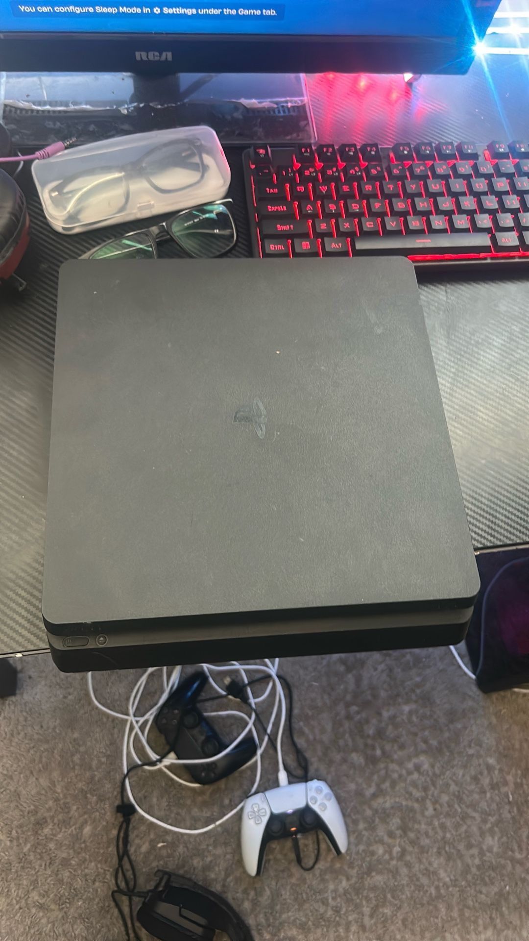 PS4 Slim