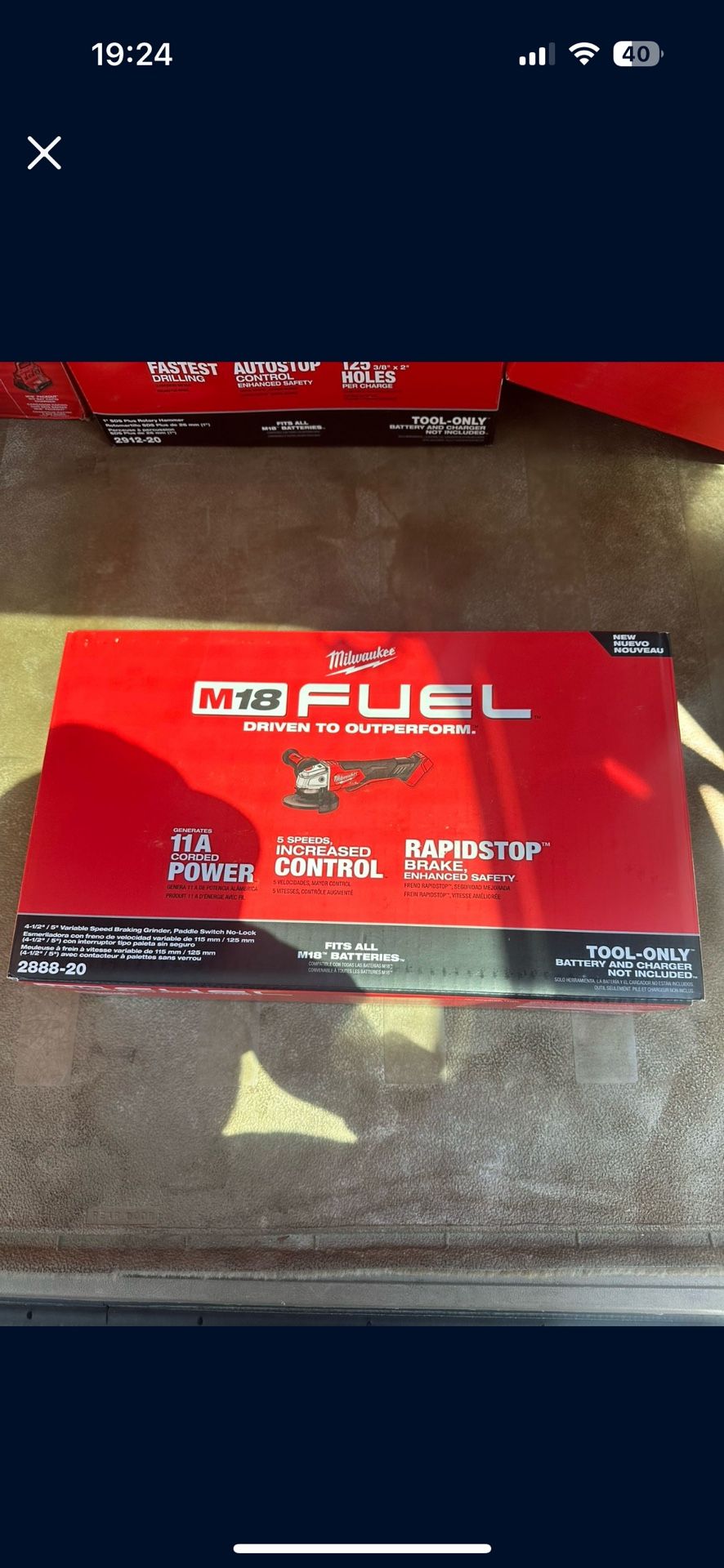 Milwaukee M18 Fuel 4-1/2”-5” Variable Speed Braking Grinder