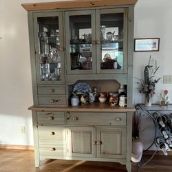 China Cabinet 