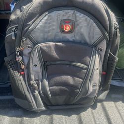 WENGER Synergy 16 inch Laptop Backpack