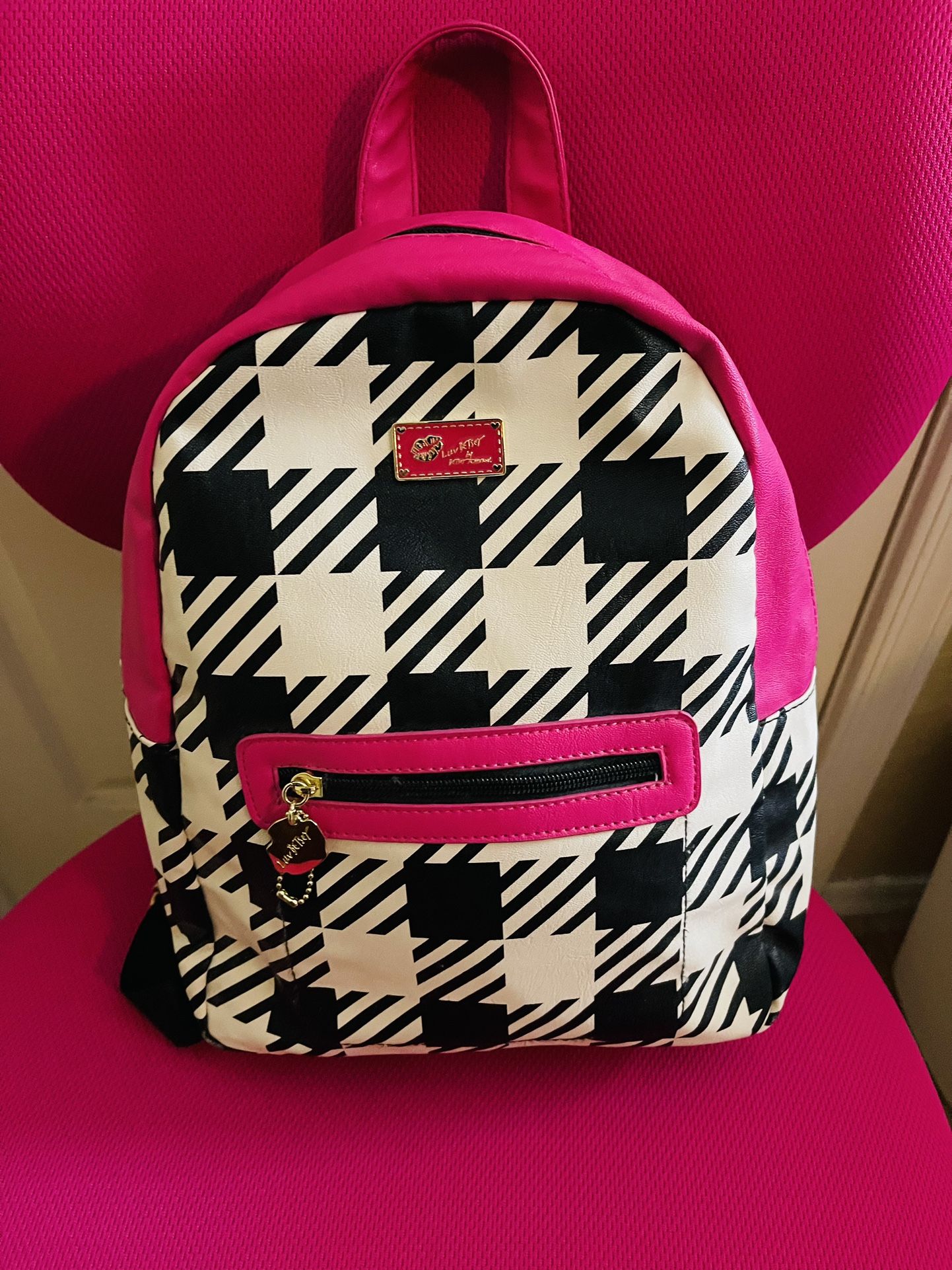 Authentic LUV BETSEY backpack BY BETSEY JOHNSON💋
