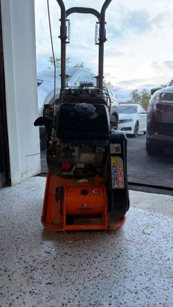 Yardmax Plate Compactor