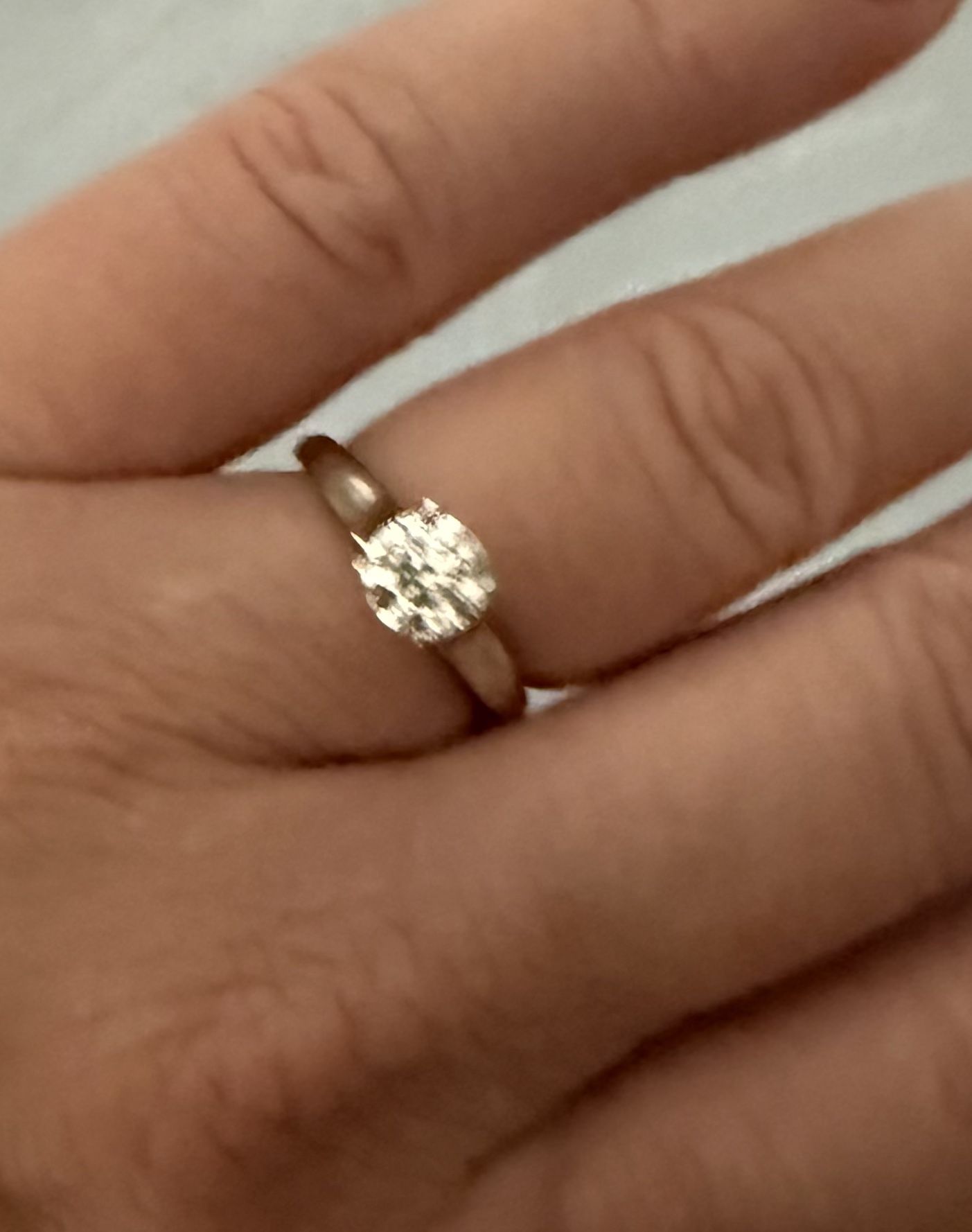 1 Carat Diamond Solitaire ring 