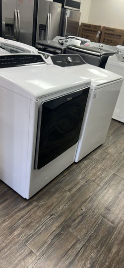 Washer and Dryer Set Maytag Electric working perfect with warranty delivery available 