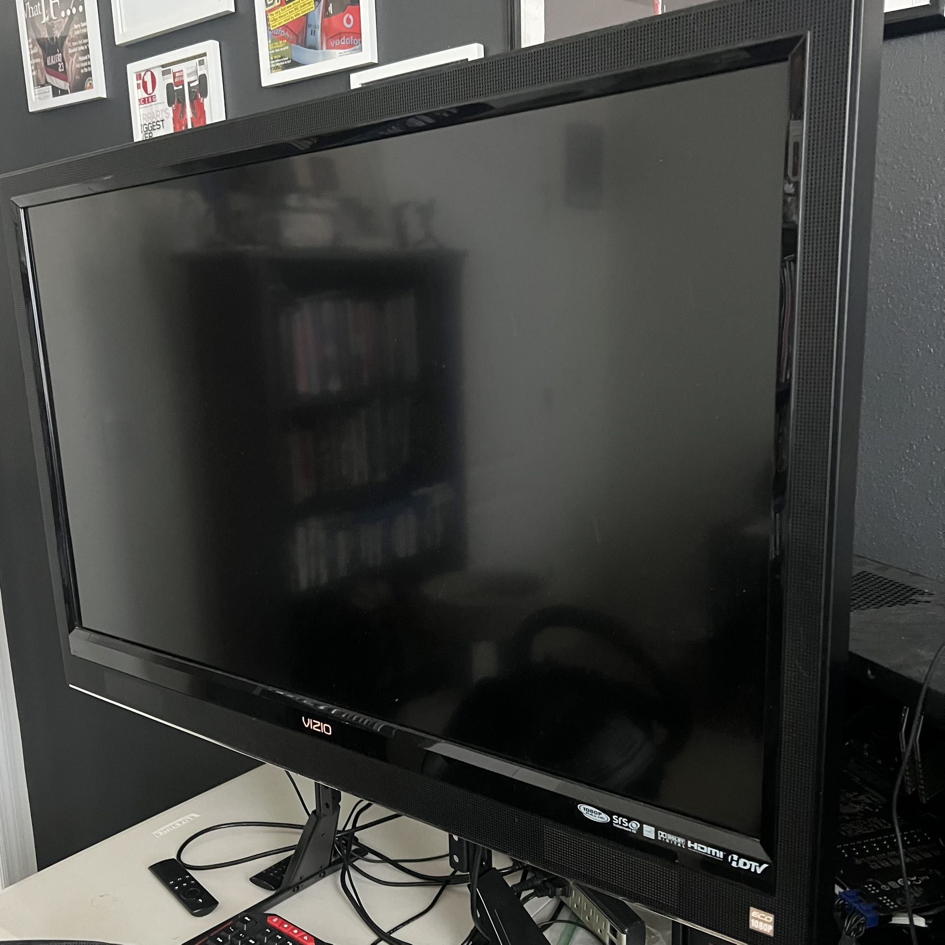 Vizio Vo420e - 42" Diagonal Class LCD TV - 1080p (Full HD) 1920 x 1080