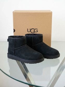 Brand New UGG Classic Mini II – Women’s