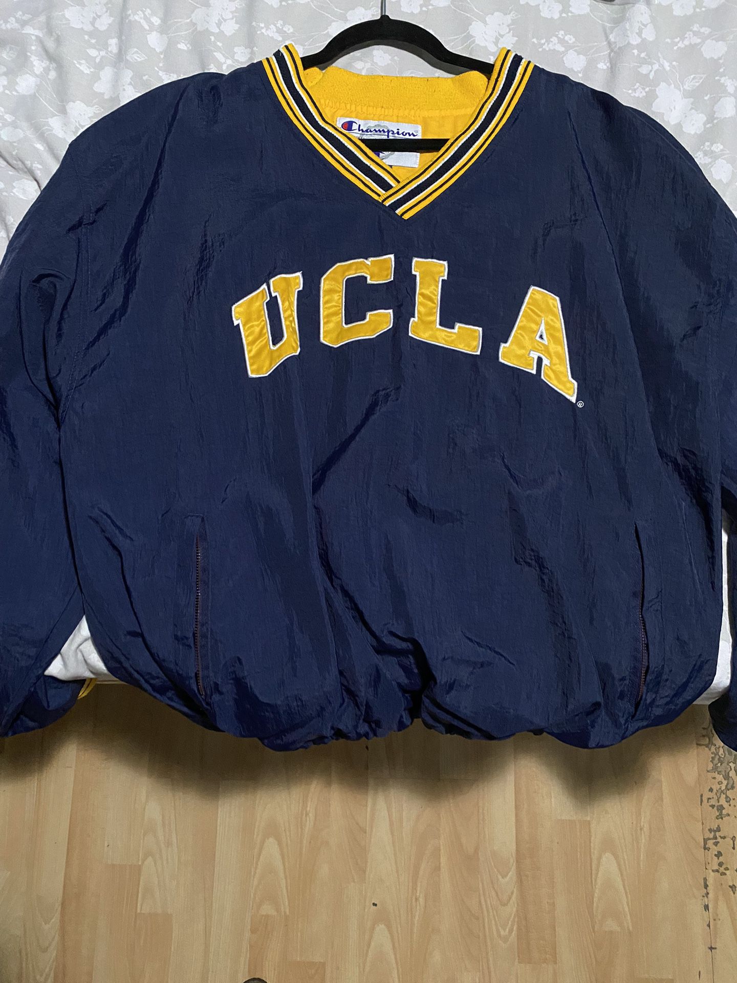 Vintage UCLA Windshirt (XL) 