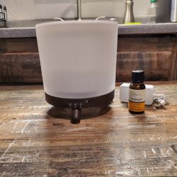 Extra large Bluetooth Diffuser + 1oz  Bottle of essential oil