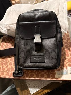 Coach Track Pack