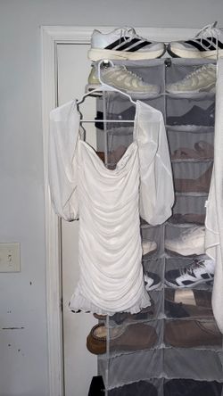 White dress with poofy sleeve
