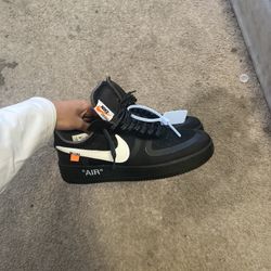 Off-White Air Force 1 “Black”
