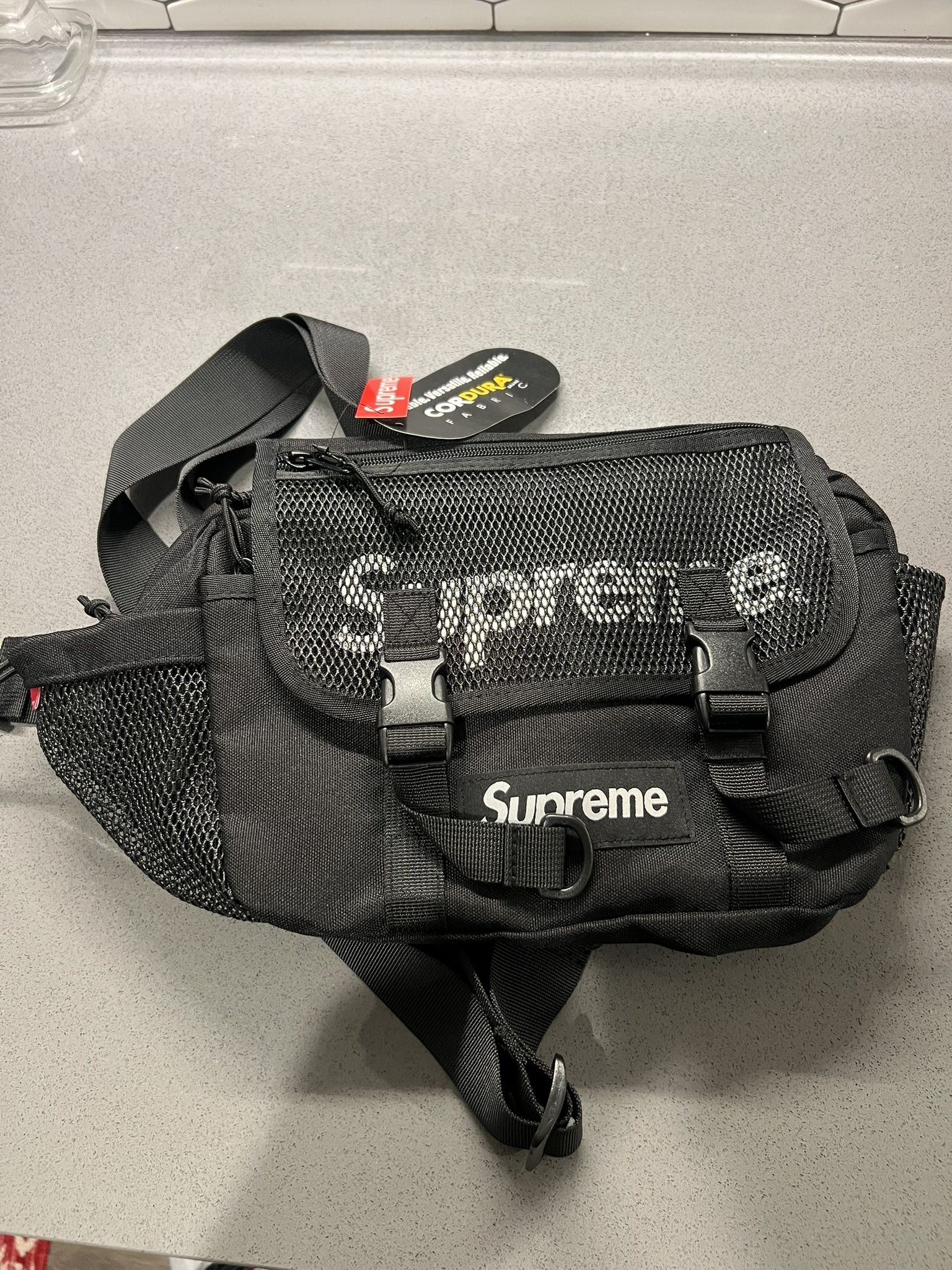 Supreme Waist Bag Black SS20