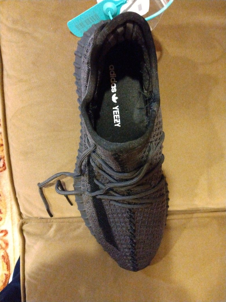 Adidas Yeezy 350 V2 Yeezy Size Adidas Yeezy Boost 350 V2 Black