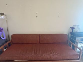 Free couch PICK UP ASAP