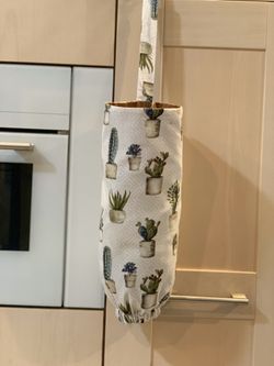 Grocery bag holder/dispenser