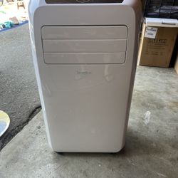 Portable Air Conditioner With Built In Dehumidifier, Fan Mode And Window Mount Exhaust Kit