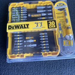 DeWalt Drill Bits , New Newer  Open. Excellent Condition. 