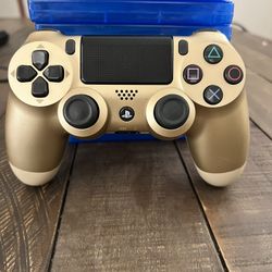 Golden PS4 Controller 