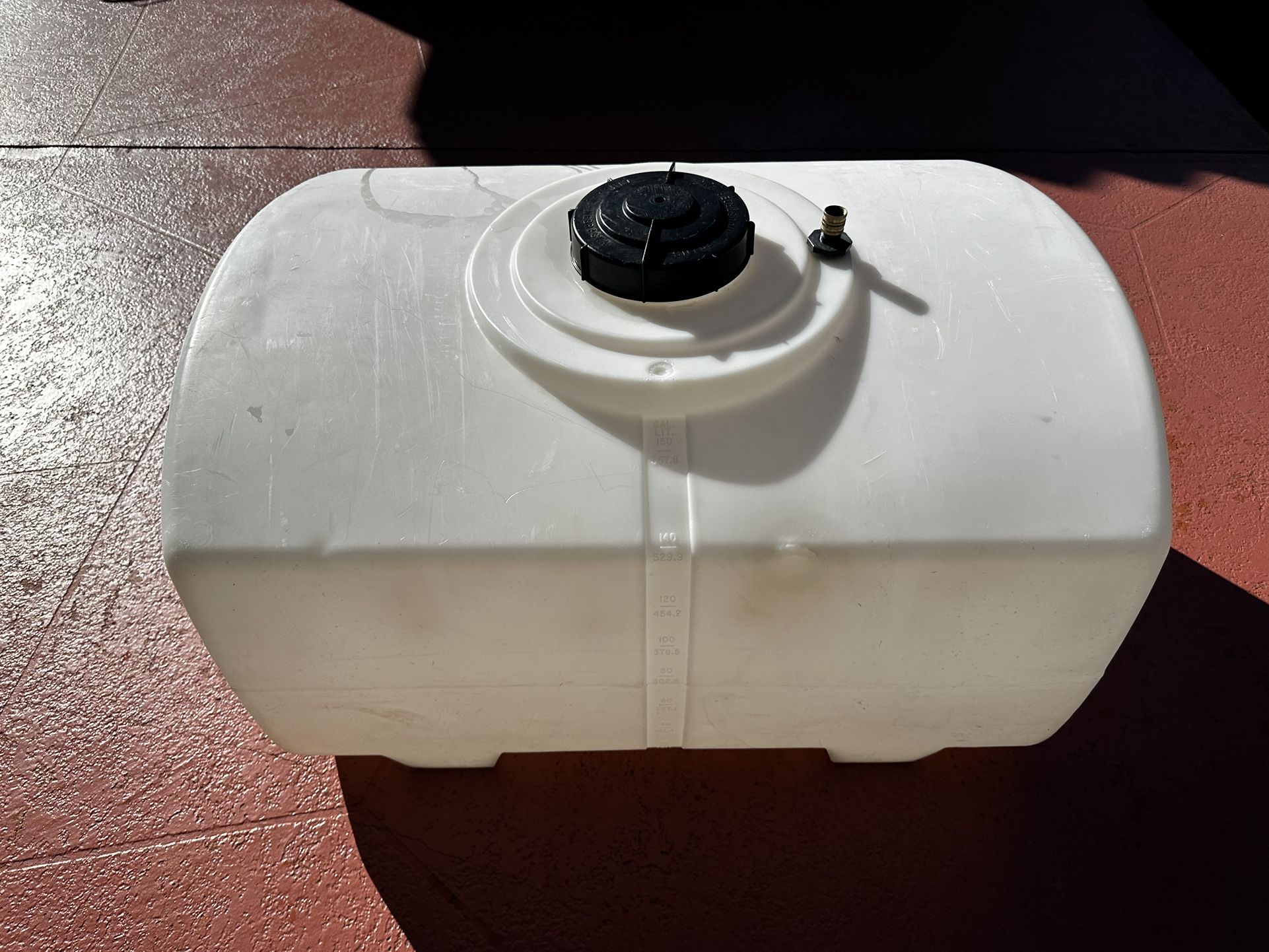 Water Tank (150 Gallon) for Sale in Pompano Beach, FL - OfferUp