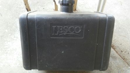 Lesco gas tank