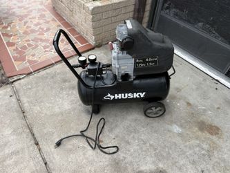 Husky 8 Gallon 150psi Portable Air Compressor $60firm Fcfs