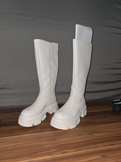 White Chunky Boots - Size 6