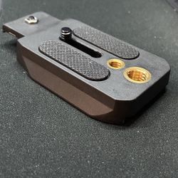 1/4 Quick Release Mounting Plate (free With Any Other Purchase)