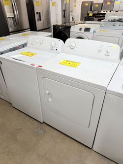Whirlpool Washer and Dryer Set
