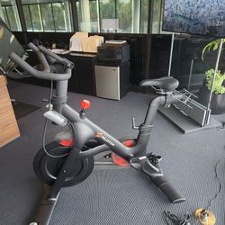 Deleting With Screen & Dual Use Pedals