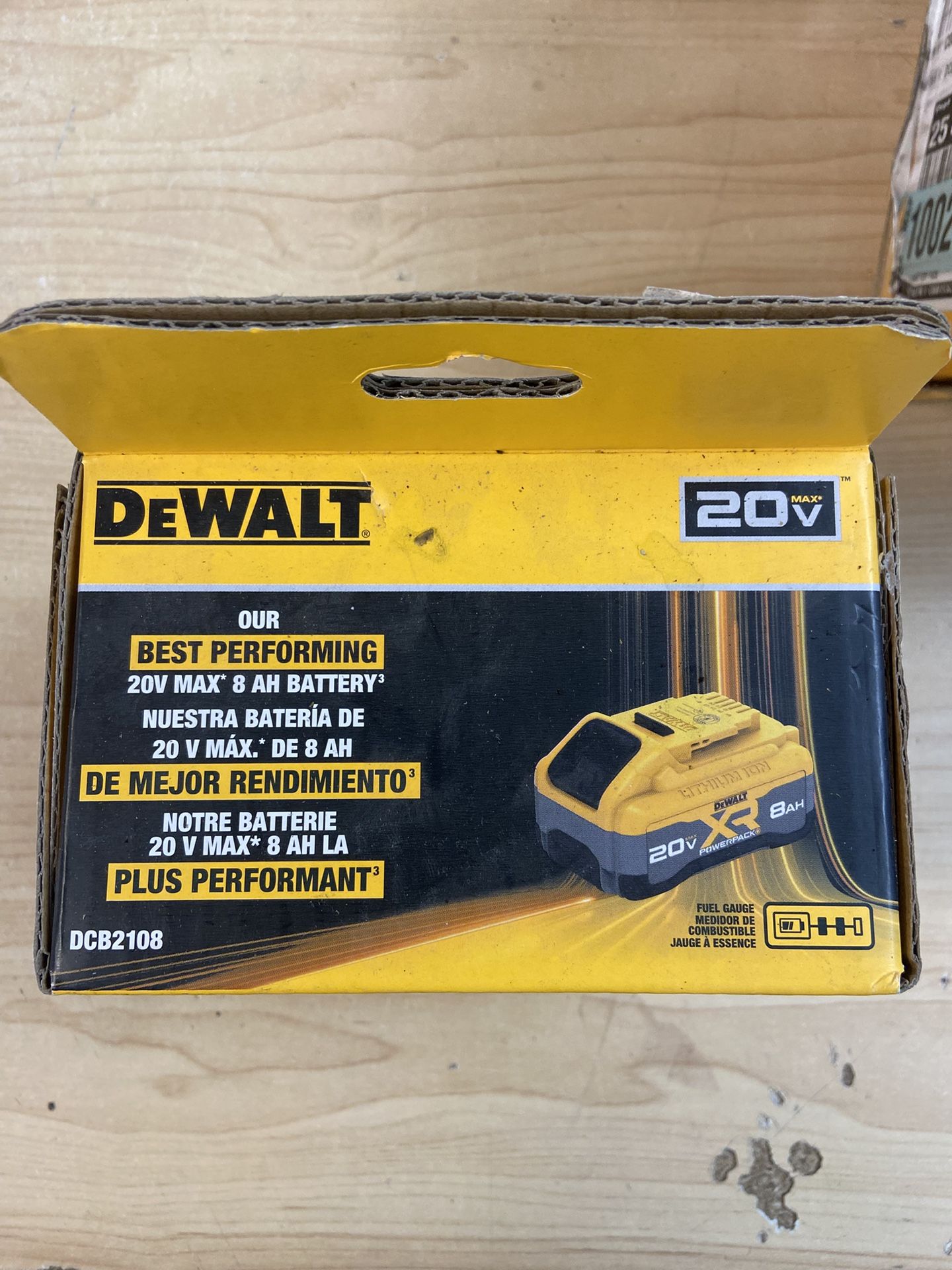 Dewalt 20V Battery 8AH PowerPack DCB2108