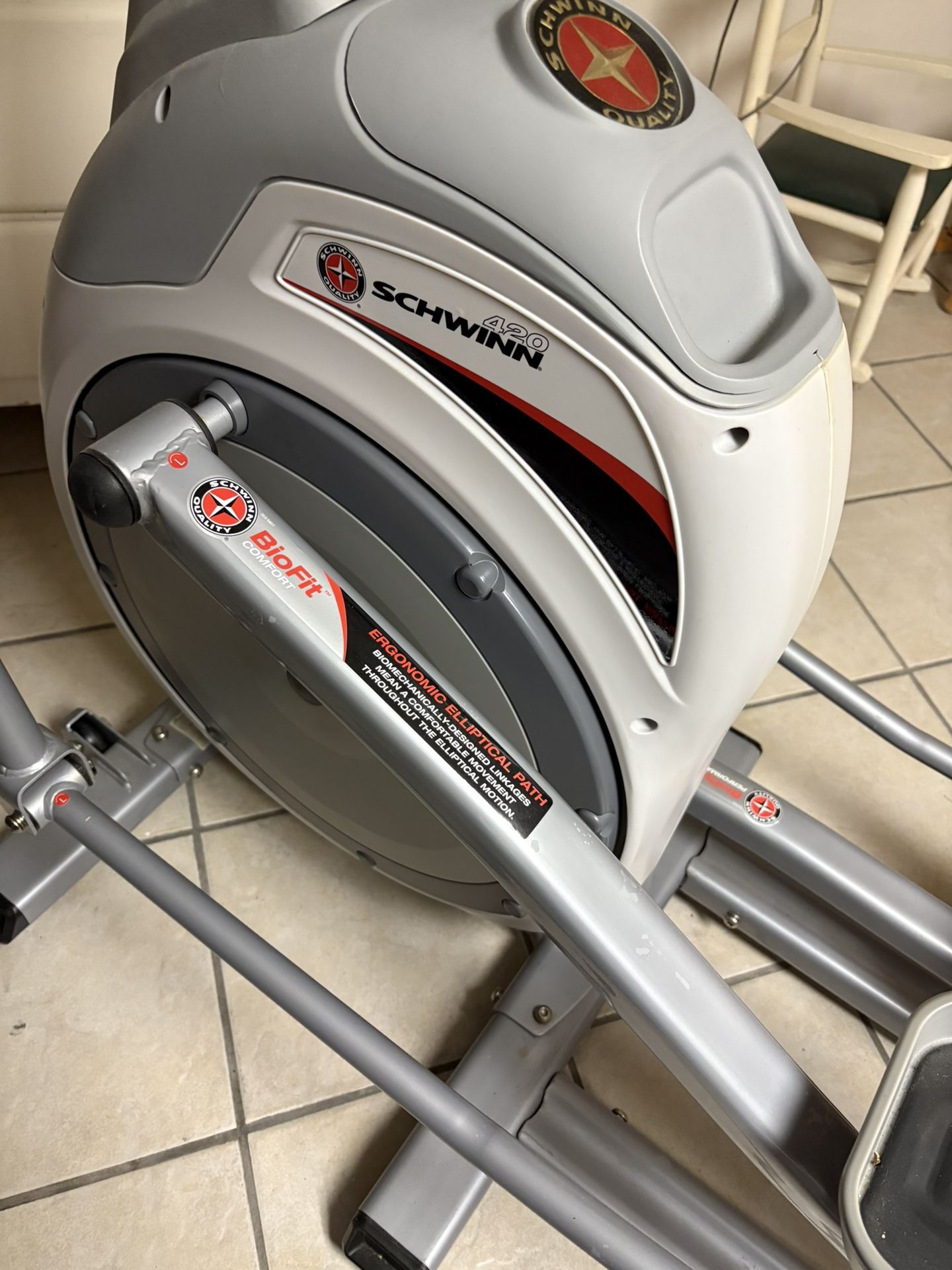 Schwinn 420 Elliptical