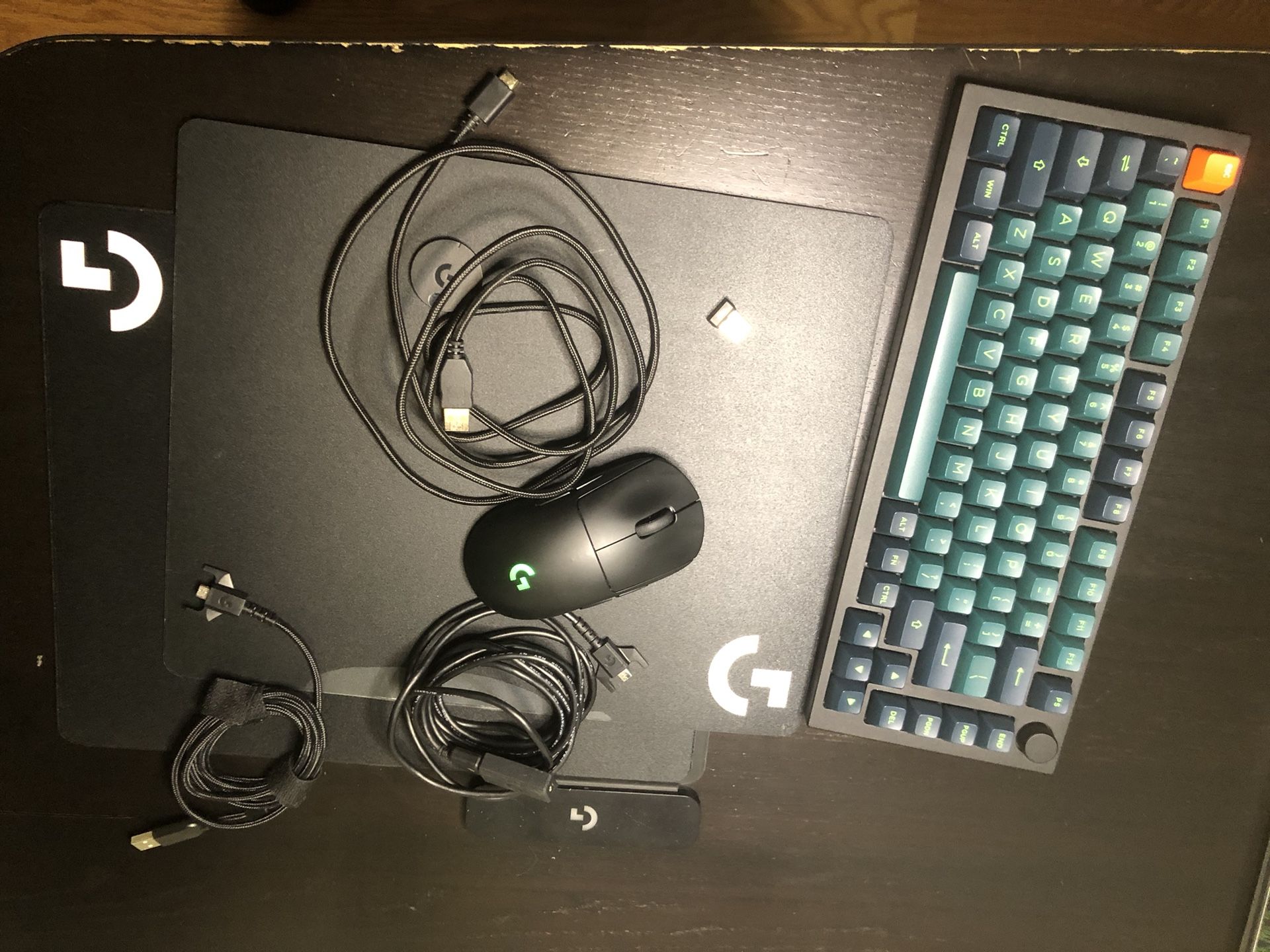 Logitech Pro Mouse, Logitech Mouse Pad, Glorious Keyboard With Green Linear Switch’s