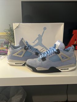 JORDAN 4 UNIVERSITY BLUE