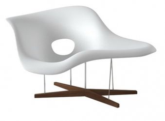 Eames La Chaise
