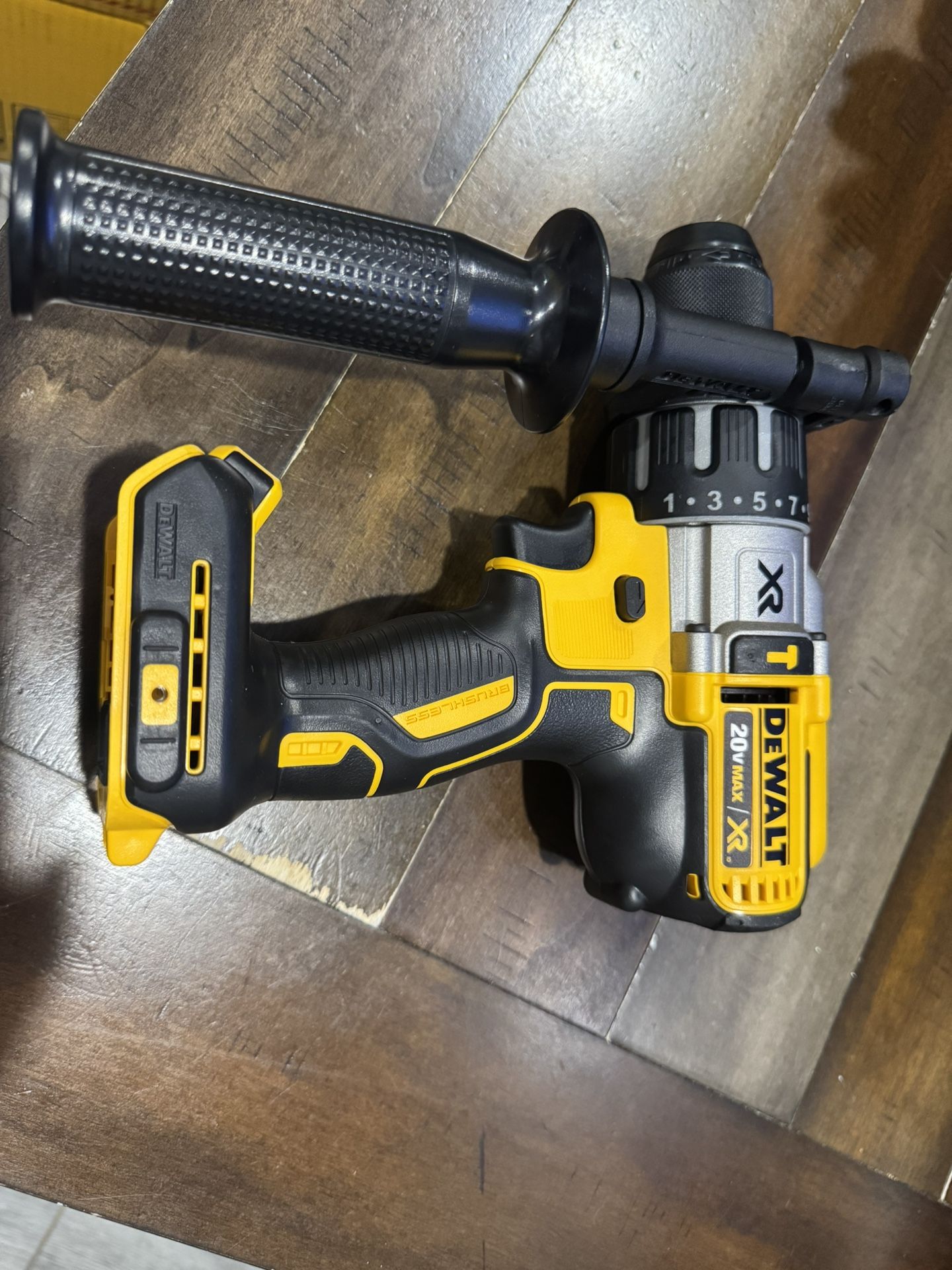 DEWALT XR 1/2-in 20-volt Max Variable Brushless Cordless Hammer Drill (Charger Not Included)
