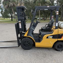 CAT FORKLIFT