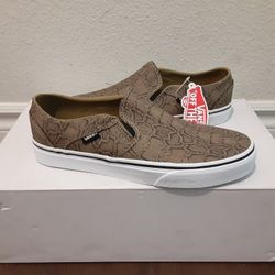 Vans Multiple Sizes Read Entire Description