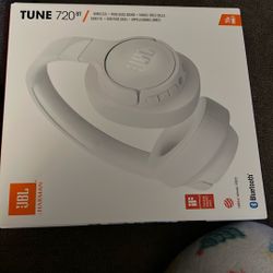 JBL 720BT Bluetooth Headphones