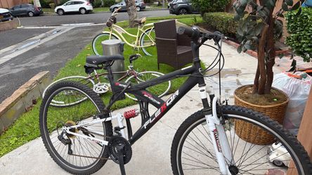 Flexor Full Suspension Mountain Bike