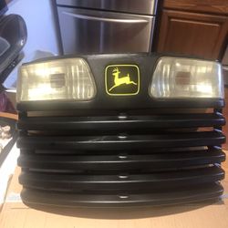 Front Grille John Deere Lt155