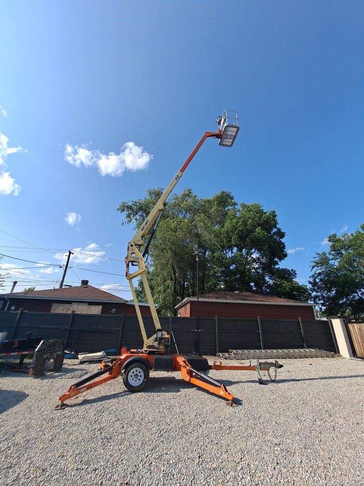 Jlg T350 Towable Boom Lift 35ft. for Sale in Joliet, IL OfferUp