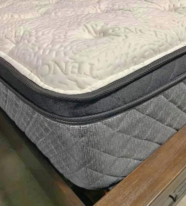 Queen Mattress! Need to Clear Out! 50-80%OFF Retail